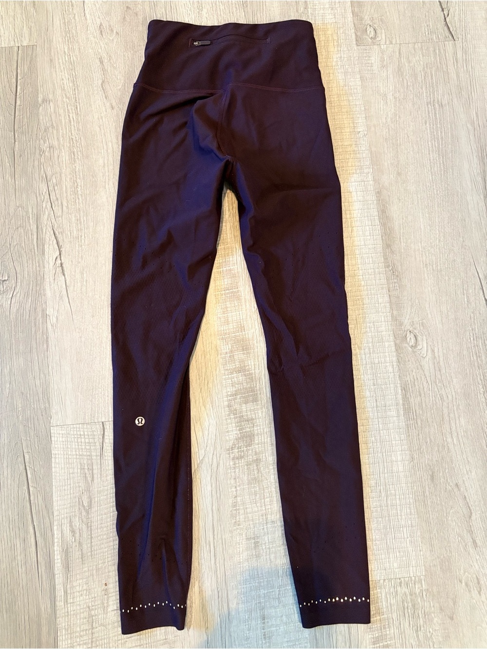 Lululemon Women’s In Focus Run Maroon Leggings - Size 6